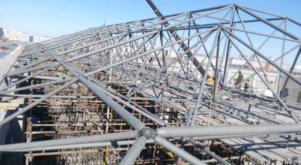韩城细数网架装配中抉择应用钢结构对室第的优势